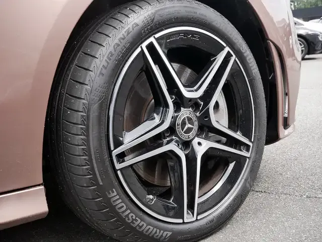 Mercedes-Benz CLA 250