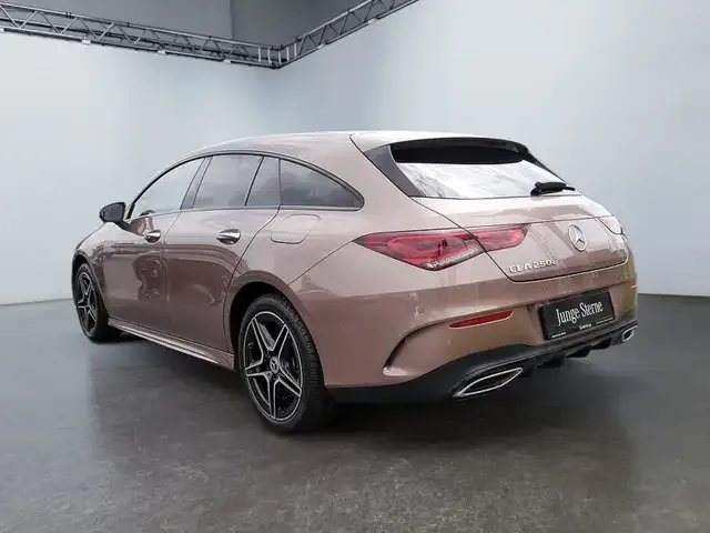 Mercedes-Benz CLA 250