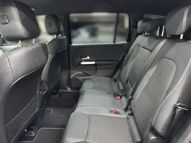 Mercedes-Benz EQB 300