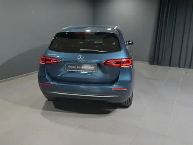 Mercedes-Benz B 250