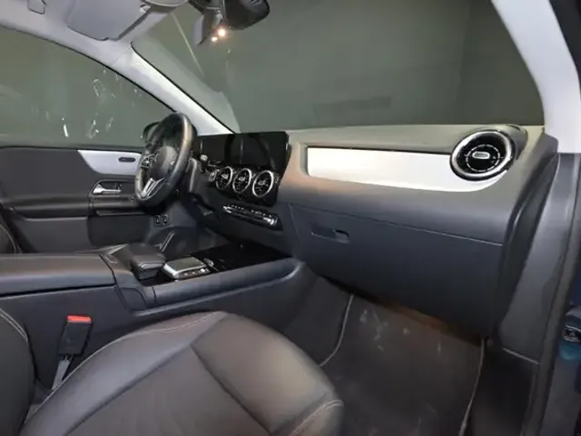 Mercedes-Benz B 250