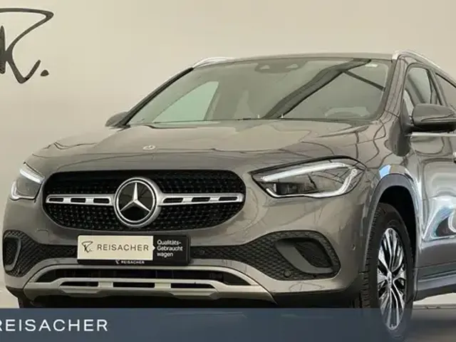 Mercedes-Benz GLA 180