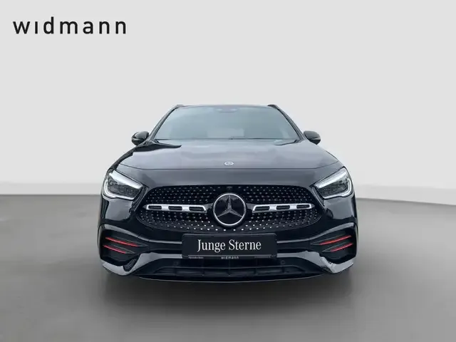 Mercedes-Benz GLA 220