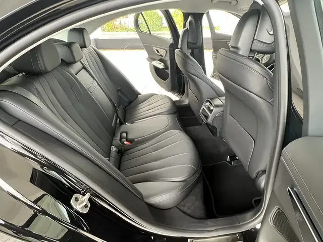 Mercedes-Benz E 400