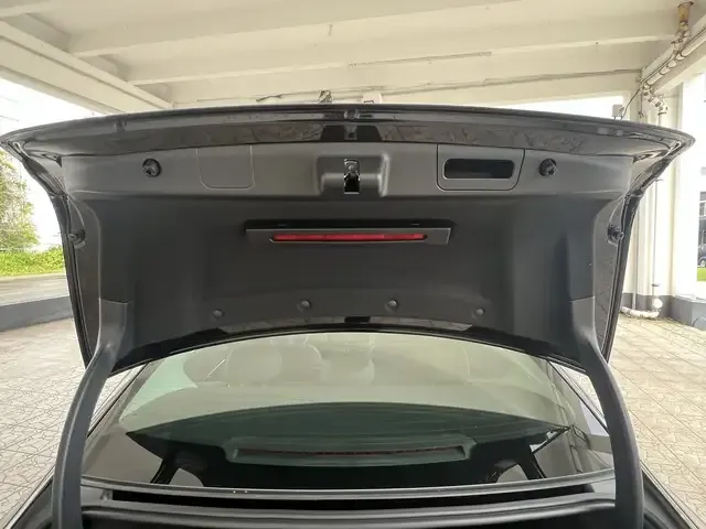 Mercedes-Benz E 400