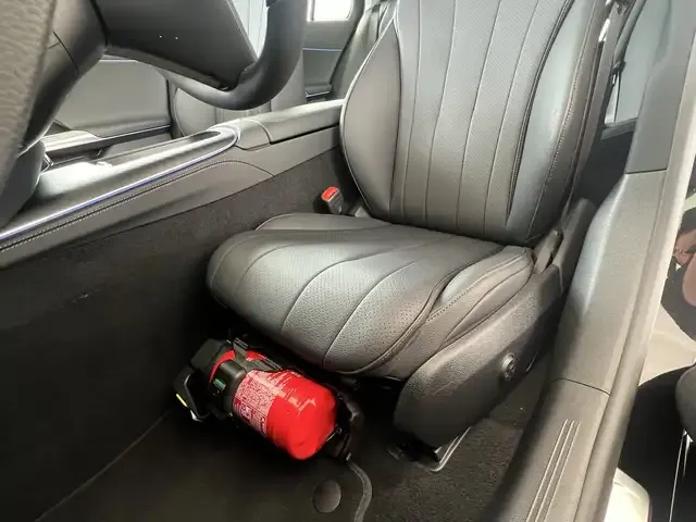 Mercedes-Benz E 400
