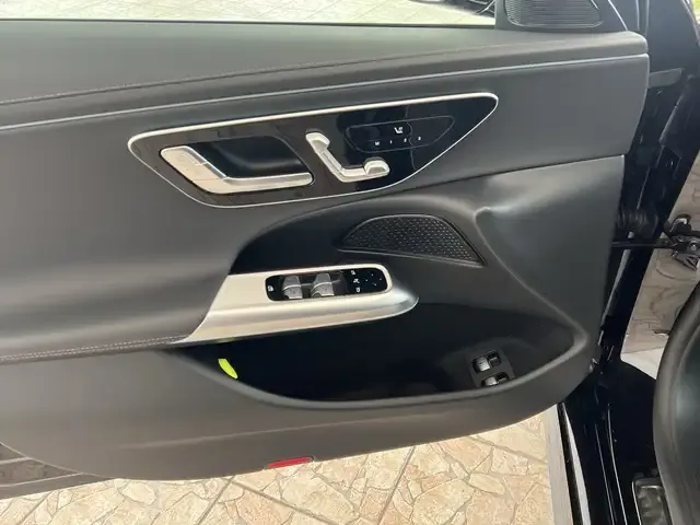 Mercedes-Benz E 400