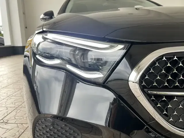 Mercedes-Benz E 400