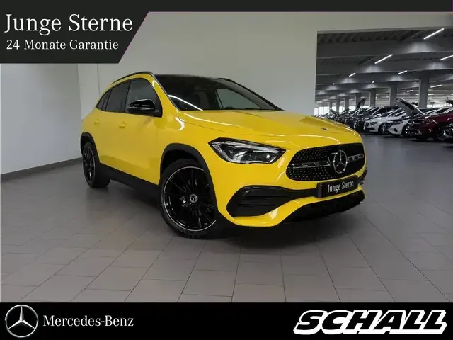 Mercedes-Benz GLA 220