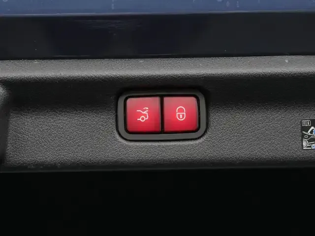 Mercedes-Benz EQE 300
