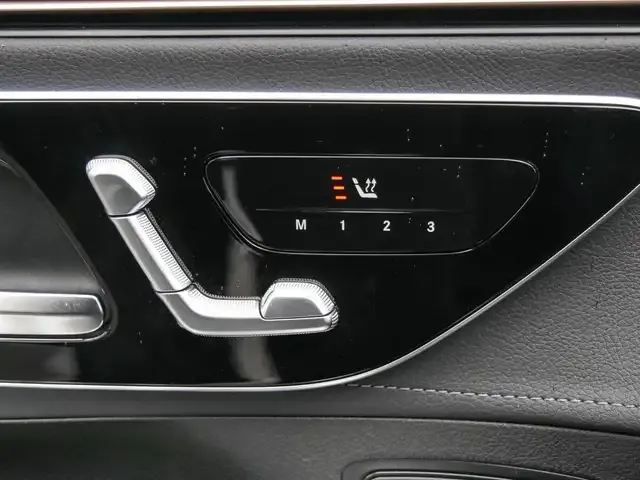 Mercedes-Benz EQE 300