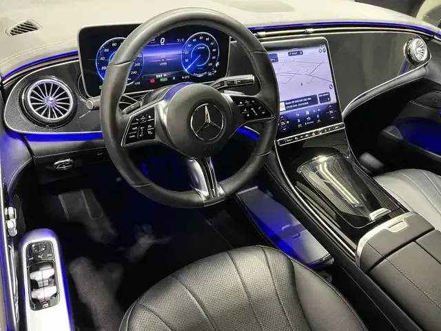 Mercedes-Benz EQE 300