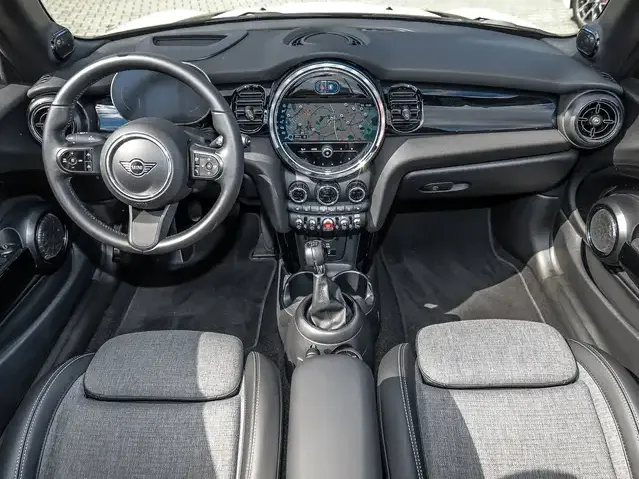 MINI Cooper Cabrio