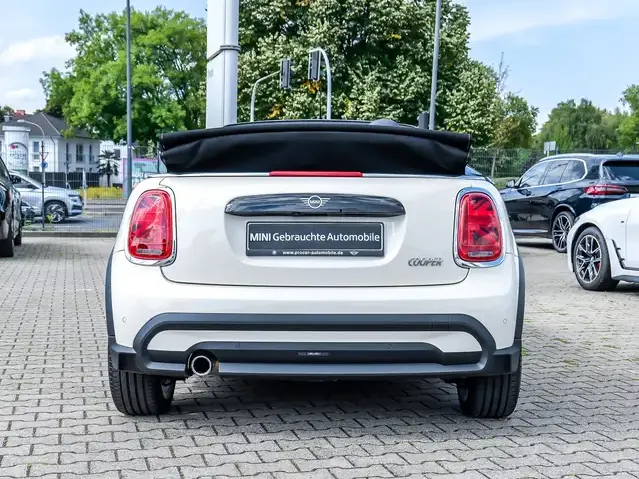 MINI Cooper Cabrio