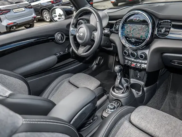 MINI Cooper Cabrio