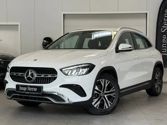 Mercedes-Benz GLA 180