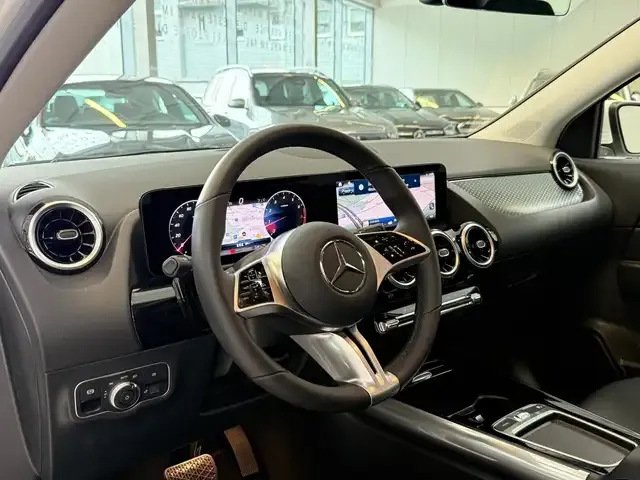 Mercedes-Benz GLA 180