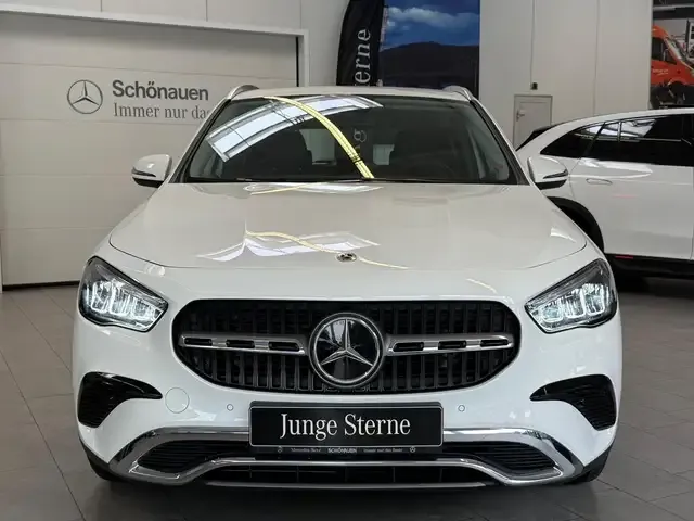 Mercedes-Benz GLA 180