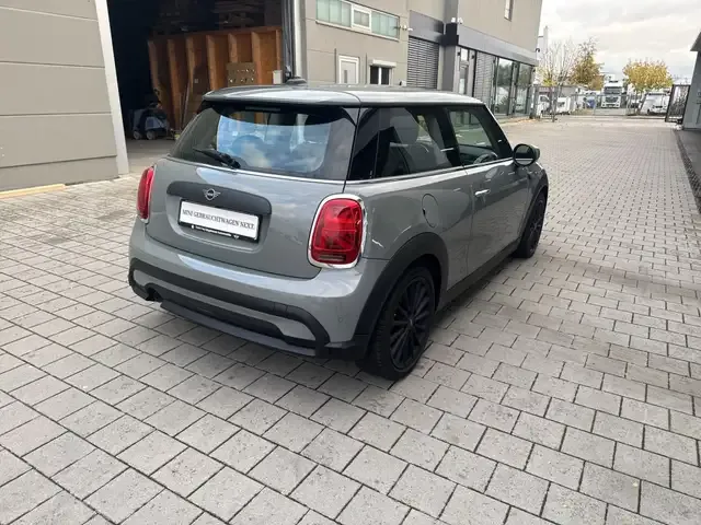 MINI One