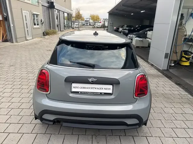MINI One