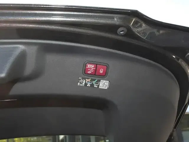 Mercedes-Benz Sonstiges