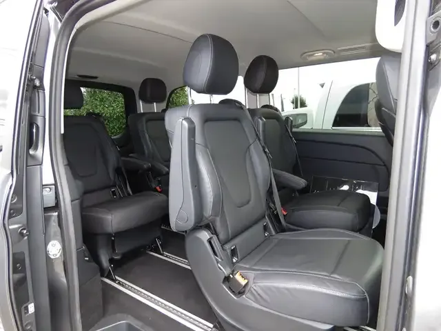 Mercedes-Benz V 250