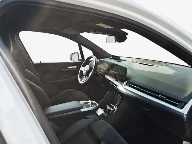 BMW 225