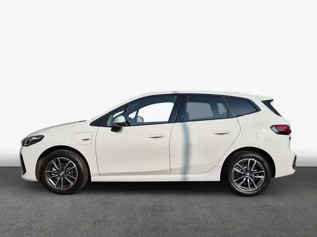 BMW 225