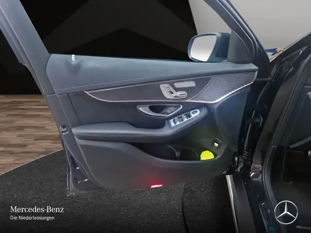 Mercedes-Benz EQC 400