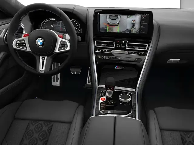 BMW M8
