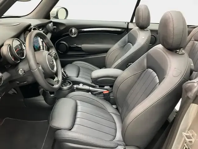 MINI Cooper Cabrio
