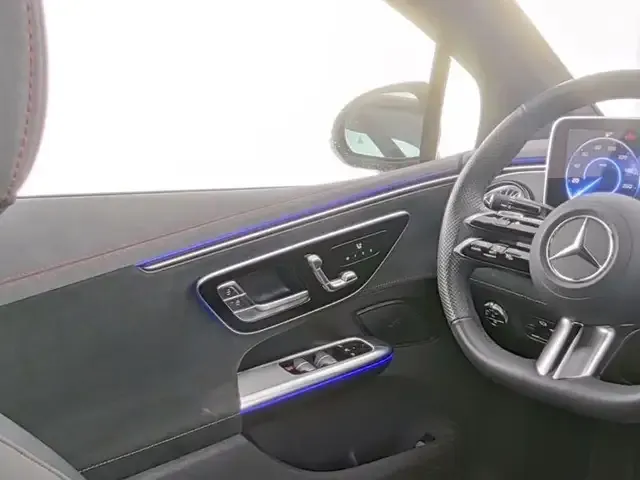 Mercedes-Benz EQE 300