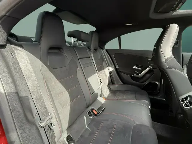 Mercedes-Benz CLA 220