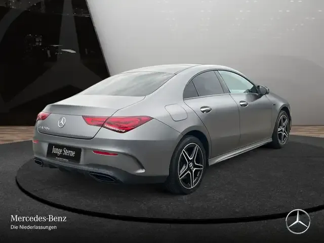 Mercedes-Benz CLA 250