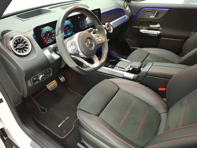 Mercedes-Benz EQB 300