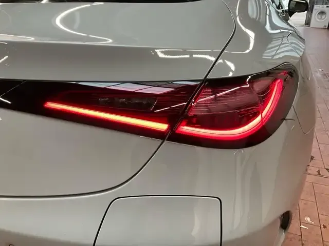 Mercedes-Benz CLE 300