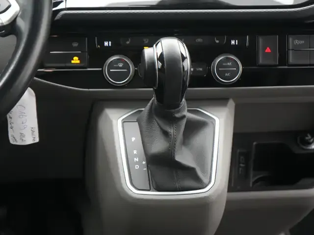 Volkswagen T6.1 California