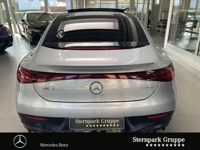 Mercedes-Benz EQE 350
