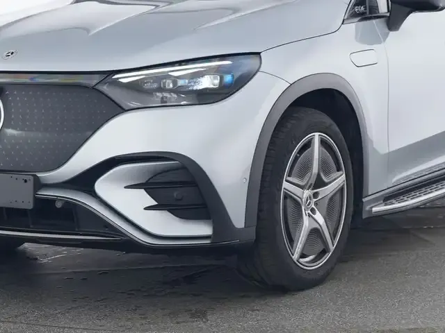 Mercedes-Benz EQE SUV