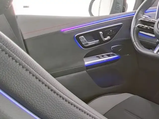 Mercedes-Benz EQE SUV