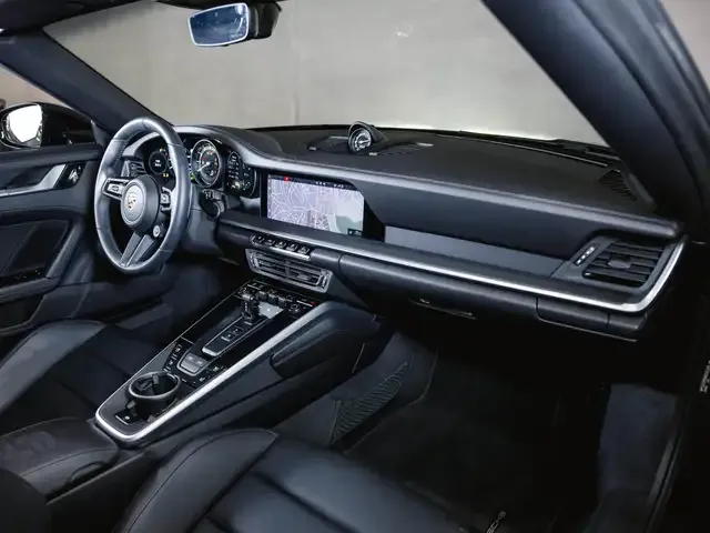 Porsche 992