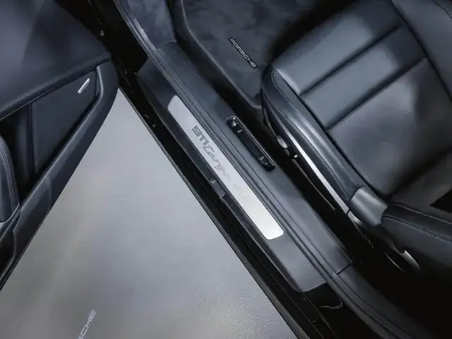 Porsche 992