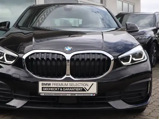 BMW 118