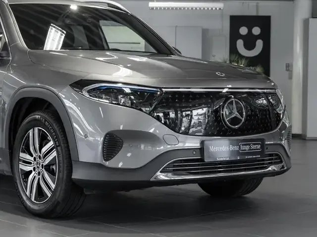 Mercedes-Benz EQB 300