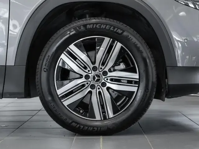 Mercedes-Benz EQB 300