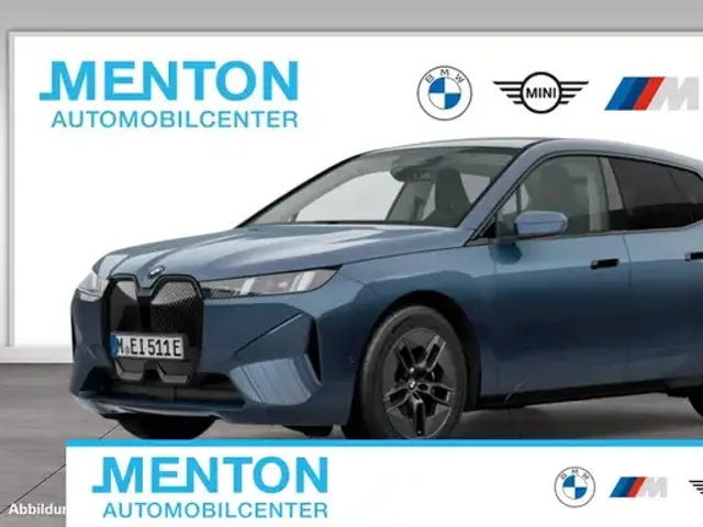BMW iX