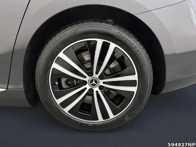 Mercedes-Benz EQE 350