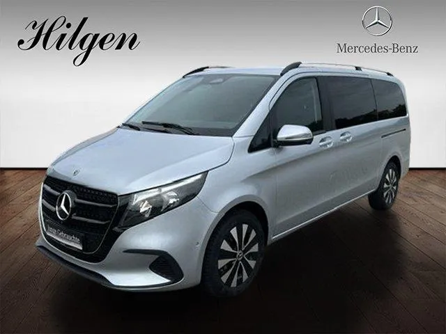 Mercedes-Benz V 220