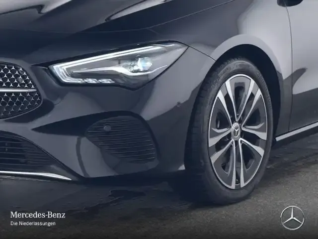 Mercedes-Benz CLA 180