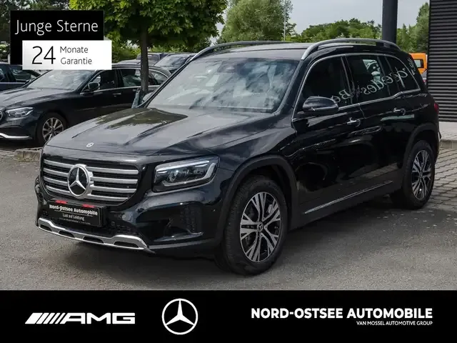 Mercedes-Benz GLB 200